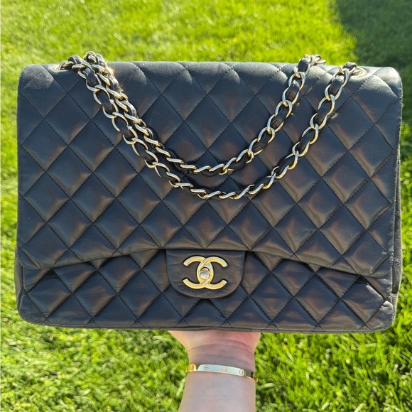 CHANEL Handbags - Auth. ✅ Chanel Black Maxi Lambskin Double Flap w/
GHW ✨